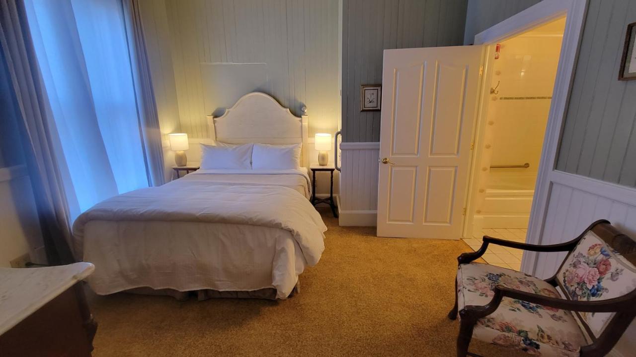 The Elizabeth Inn And Restaurant Бетел Экстерьер фото